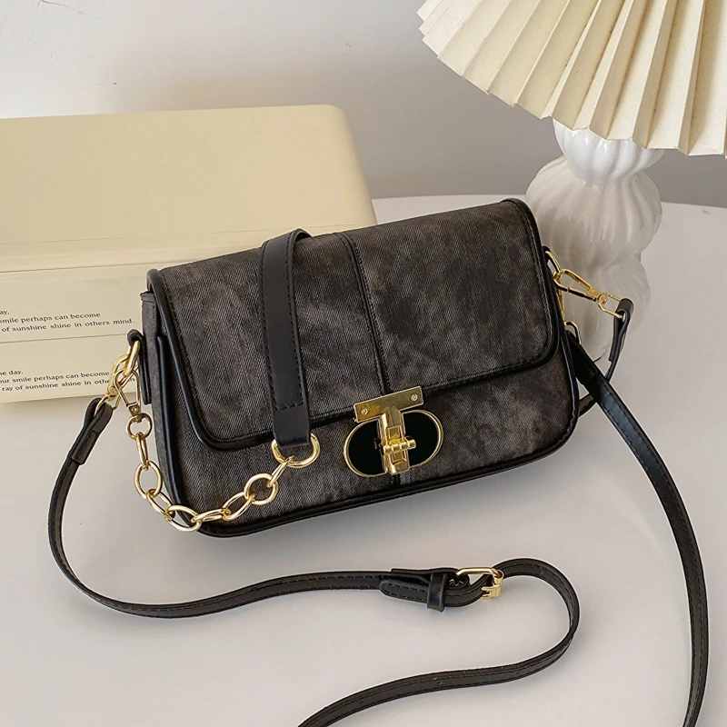 

High-End Unique Vintage Messenger Bag For Women - Minimalist Leather With Logo, Large Capacity Shopper Style