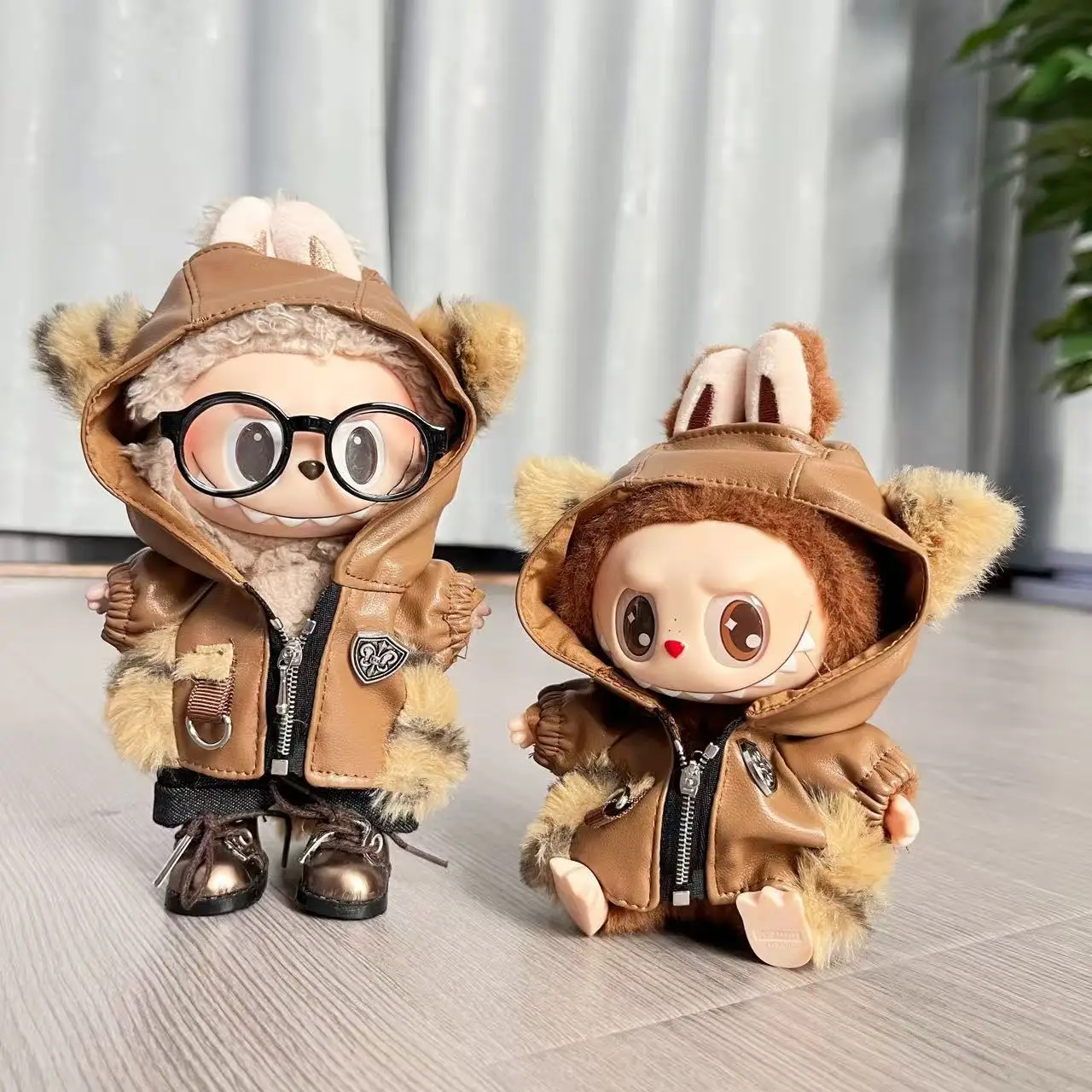 

For Labubu V1 V2 V3 Clothes Leopard Cat Fur Coat Jeans Set Fashionable Clothes Accessories Toys Gifts (without Dolls)