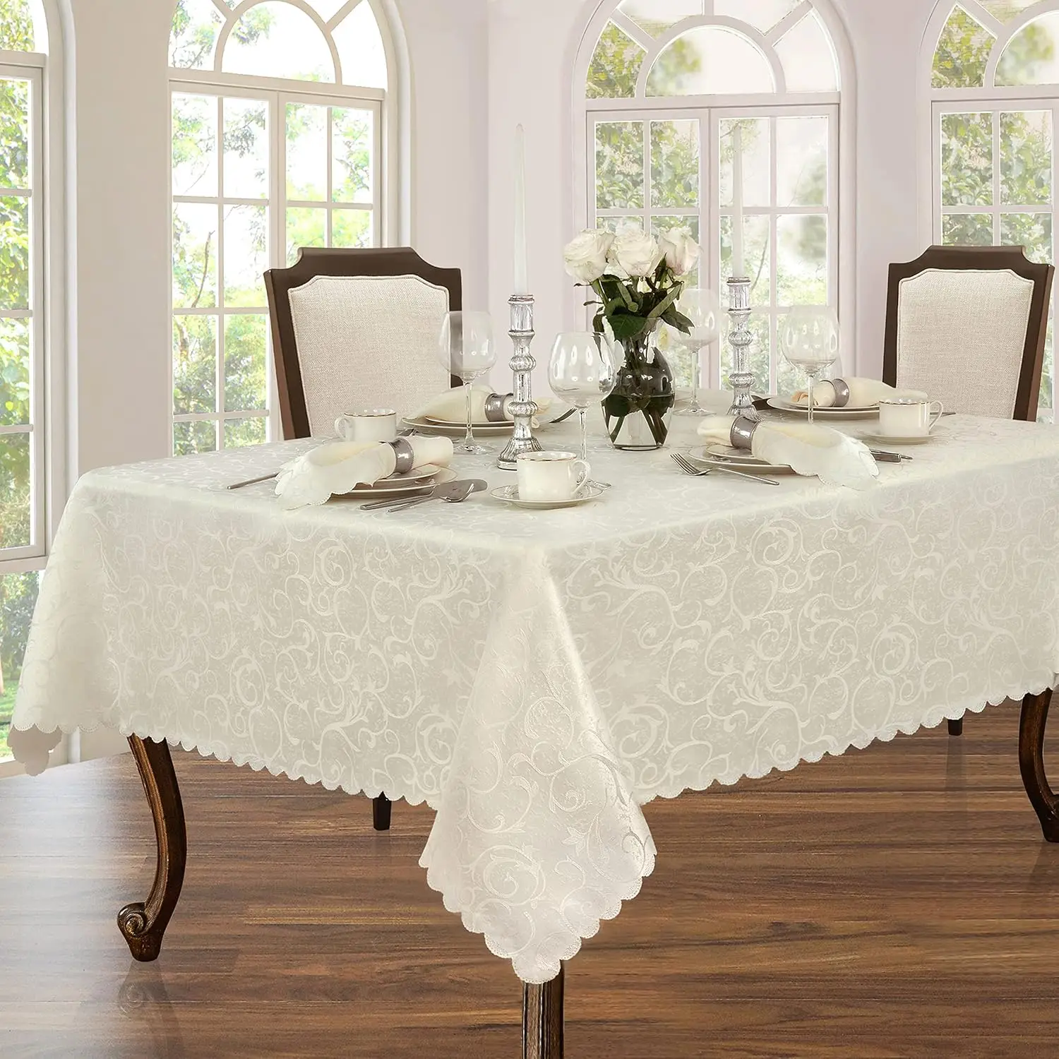 

Весенняя и пасхальная скатерть из дамасской ткани с фестончатым краем, 52 x 70 дюймов, прямоугольная, цвет слоновой кости, устойчивая к морщинам и пятнам