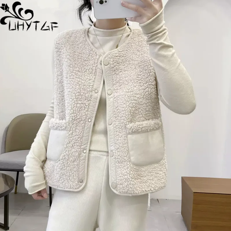 

UHYTGF 2023 Vest Womens Quality Lamb Wool Sleeveless Female Coat Single Breasted Casual Warm Autumn Winter Waistcoat Ladies 2454