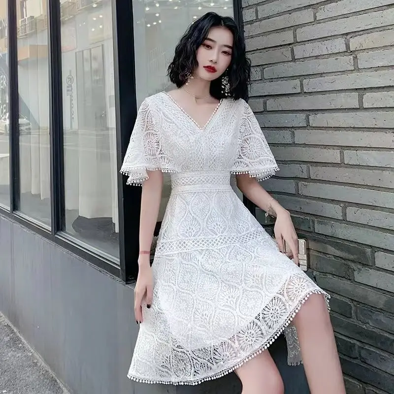 แฟชั่น V คอสีทึบลูกไม้แขนผีเสื้อชุดราตรีเสื้อผ้าผู้หญิง 2025 ฤดูร้อนใหม่หลวม Office Lady ชุดยาว