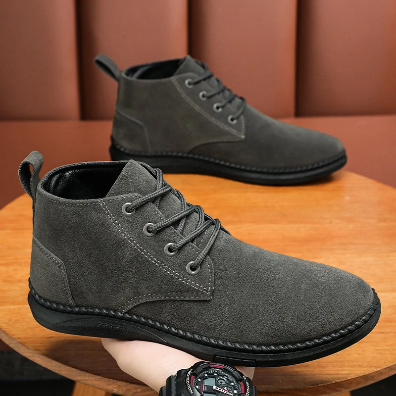 Zapatos de tablero informales de alta calidad, botas cortas de fondo plano negro de gamuza con cordones para hombre, botas Chelsea para hombre,