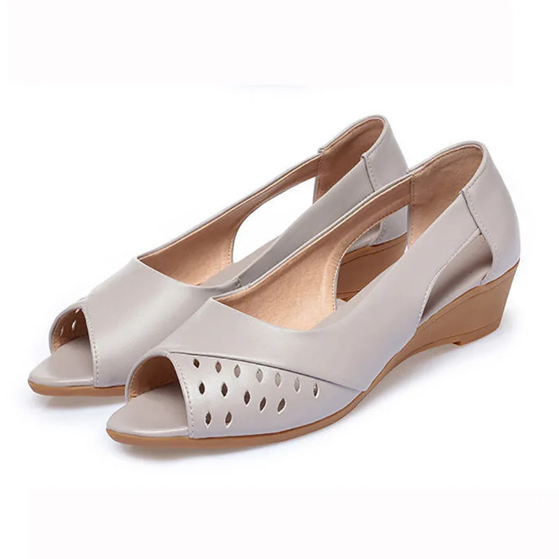 Low Sandals Woman Leather Open Toe Large Size Strappy Heels Clogs Wedge Shoes Lady 2024 Suit Female Beige Low-heeled Elastic Ban