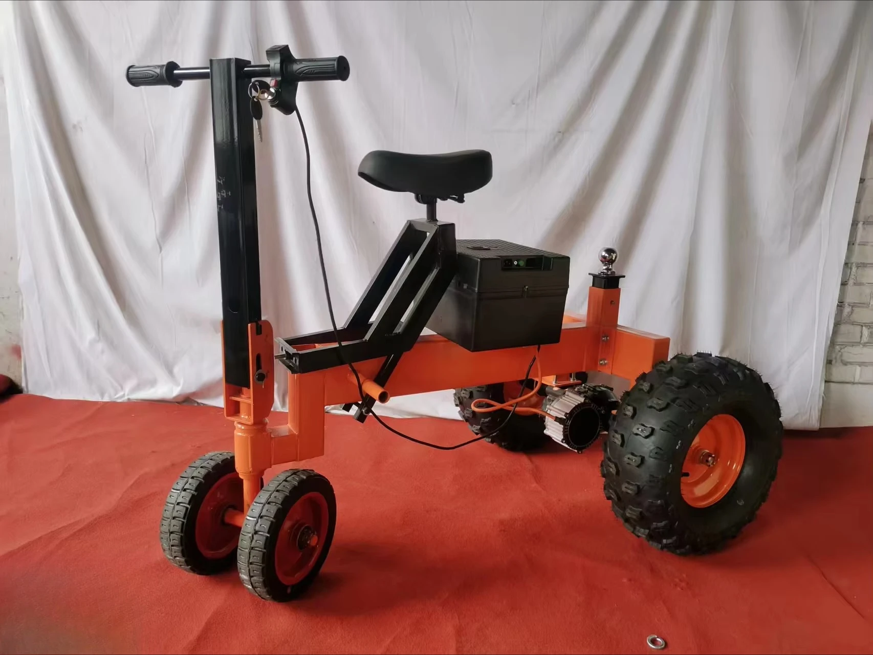 4-Ton electric trailer mobile vehicle with 2-inch ball joint and heavy-duty jack bar, with seat, suitable for RVs, campers