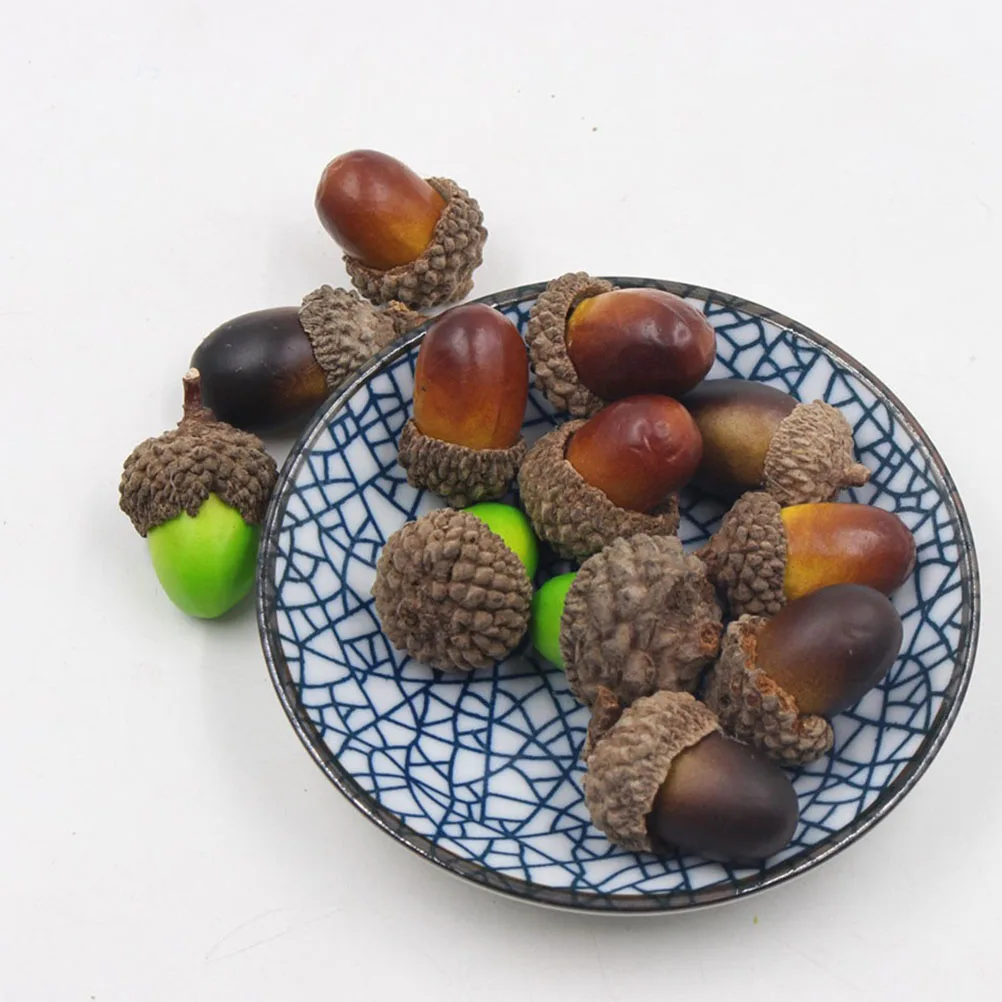 

50Pcs Simulated Acorns Artificial Decoration Reusable Xmas Tree Pendants Decorative Acorn Ornaments for Holiday