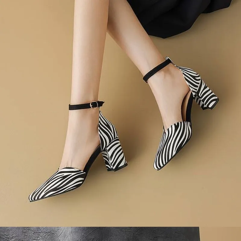 

Zebra Leopard Animal Print Pointed Closed Toe Block High Heels Lady Mature Summer Shoes V-cut Designer Women Dress Pumps Sandals