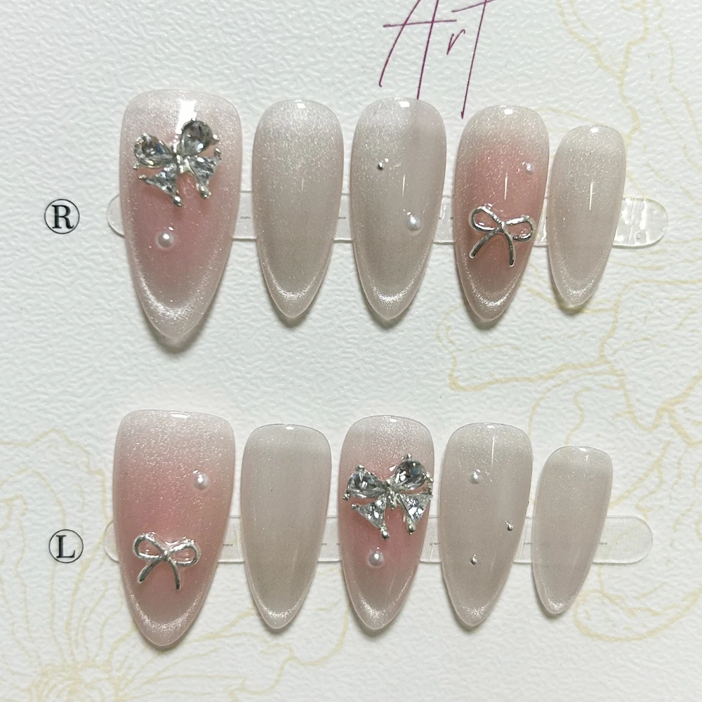 10개 부드럽고 달콤하고 귀여운 핑크 블러쉬 아몬드 수제 프레스온 네일 3D 리본 진주 다이아몬드 캣아이 글리터 아트 가짜 손톱