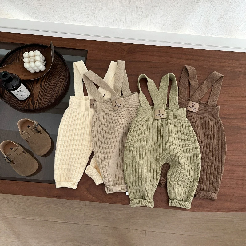 Korean-style Spring and Autumn Baby Knitted Overalls, Unisex Baby Knitted Jumpsuit, Soft and Versatile for Outdoor Wear