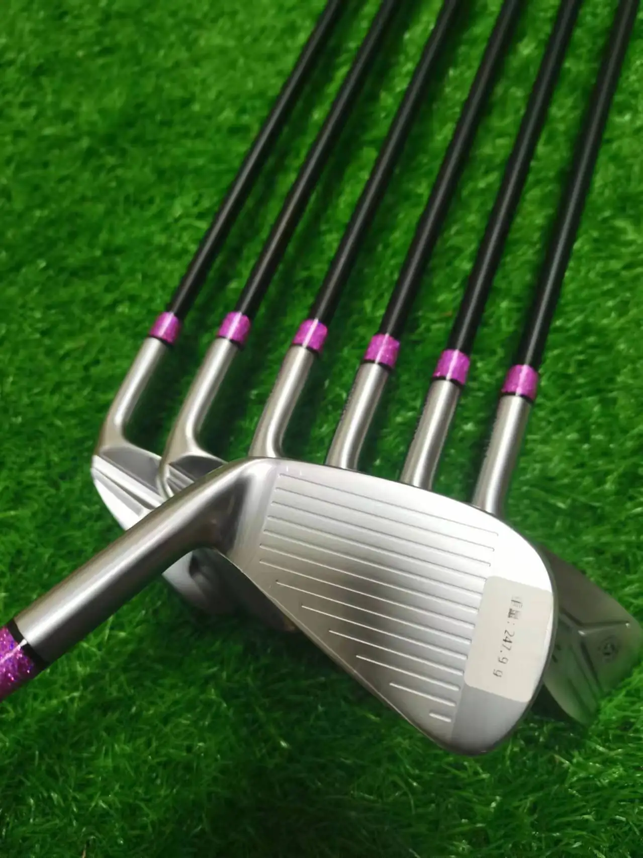 Golf club iron set with cap cover