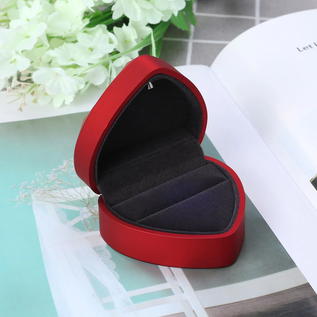 LED Lighted Heart Shape Storage Proposal Ring Box for Wedding Anniversay Valentines Day (Red) Led Ring Box