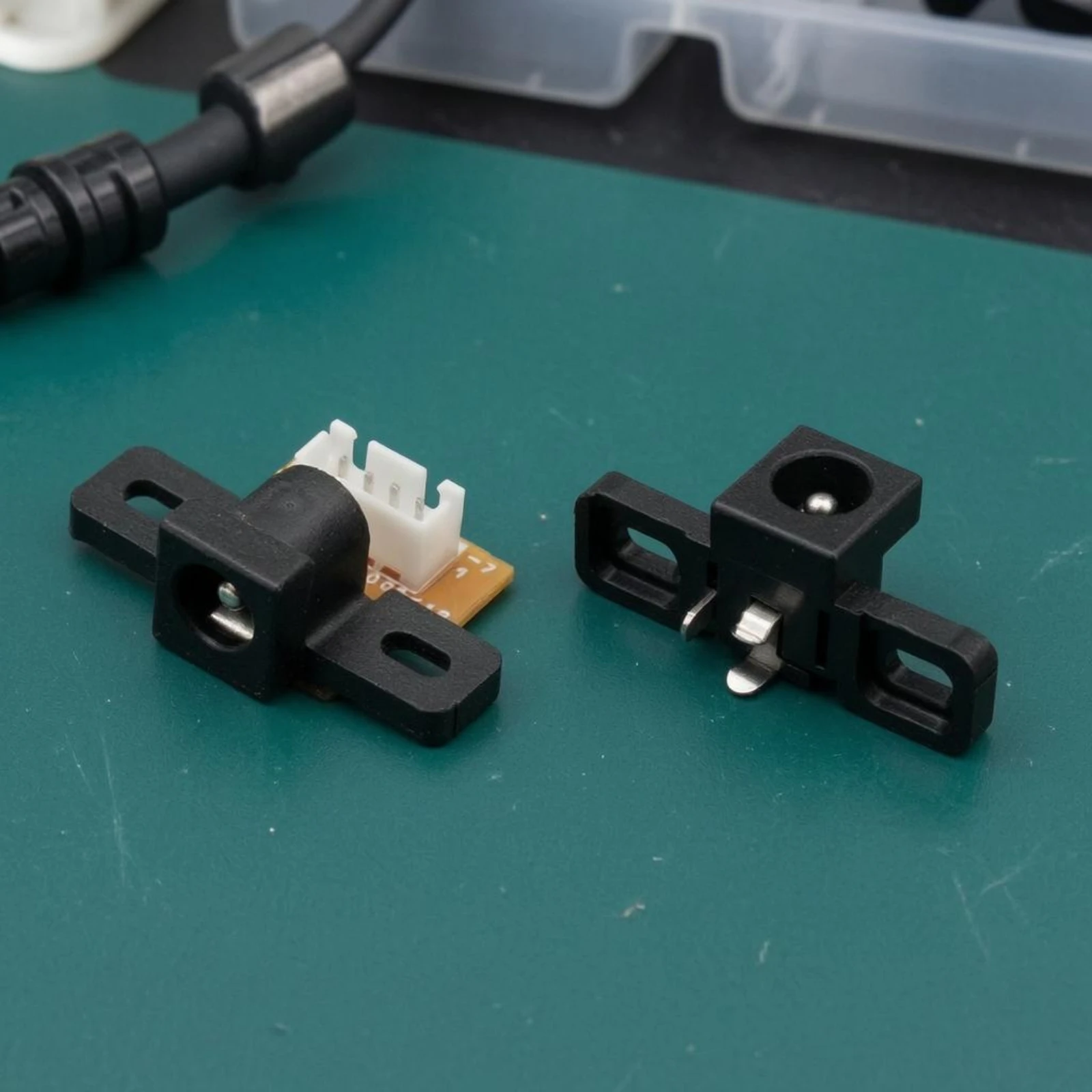 Piano Power Socket Assembly Mounting Ears Electronic Piano Power Socket Molded Housing Plastic