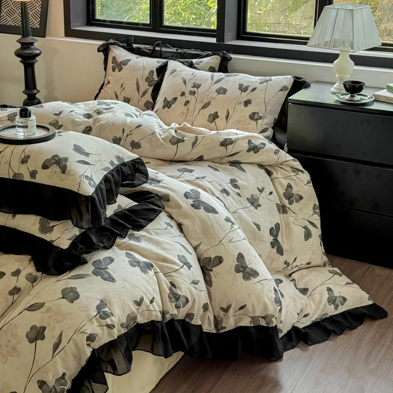 Class A Cotton Double-layer Yarn Bed Four-piece Set French Retro Lace Bedding Bed Sheet Quilt Cover Pillowcases Bedding Set