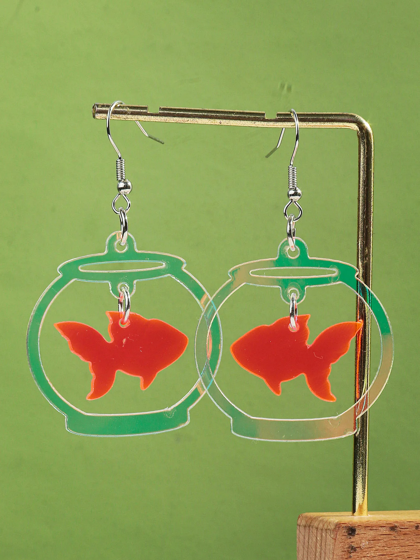 Cute Acrylic Iridescent Fish Tank Drop Earrings Lovely Cartoon Marine Animals Pendant Earring Women Jewelry Gifts