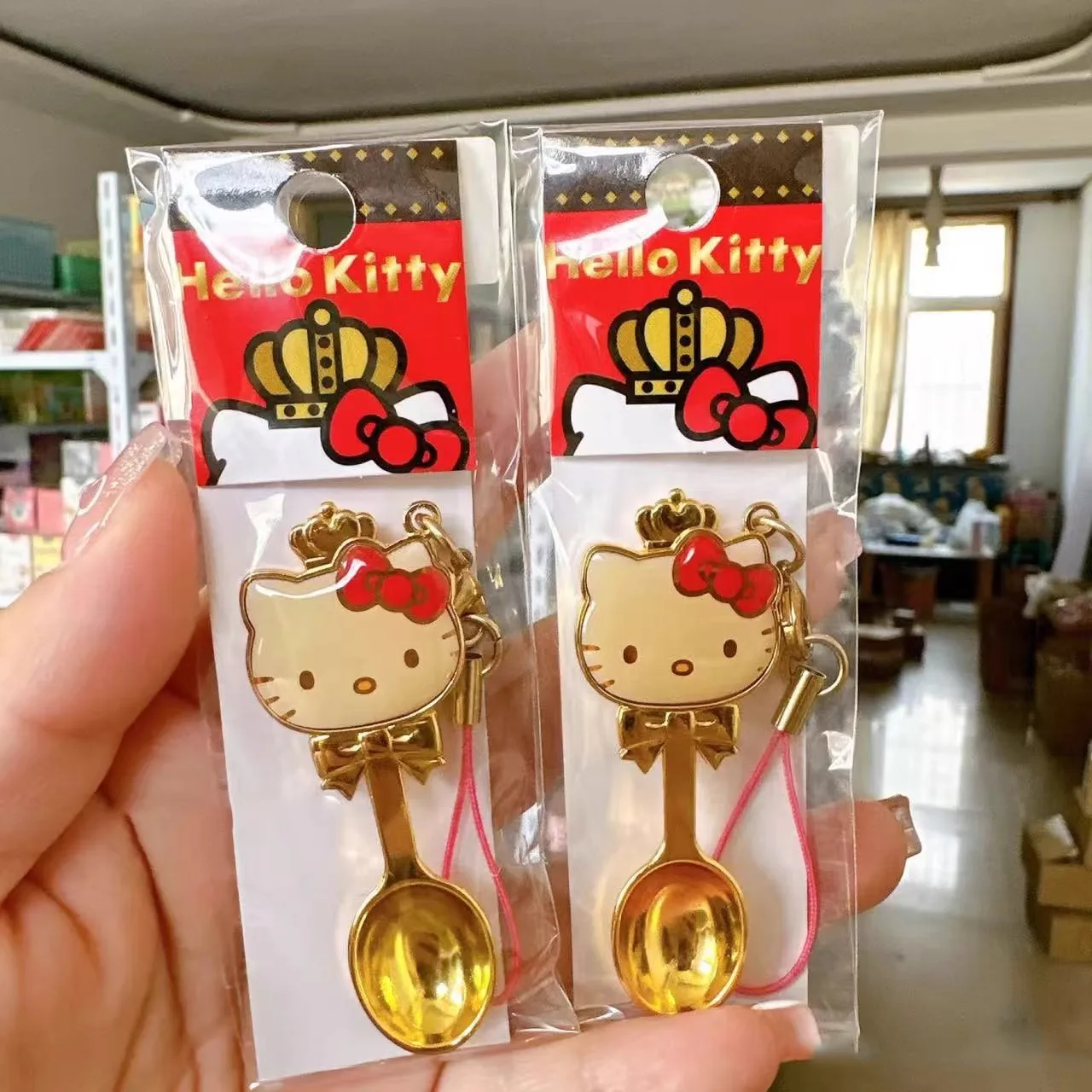 

Металлический брелок-подвеска Sanrio Hello Kitty в форме ложки с милым большеголовым котом, аниме-стиль, кавайный, для сумки, декор, игрушка, подарок
