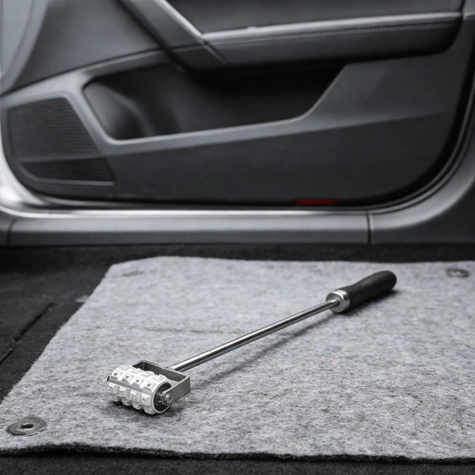 

Car Sound Deadening Roller Extended Handle Metal Installation Tool Auto Noise Roller Car Sound Deadener Application Tool Vehicle