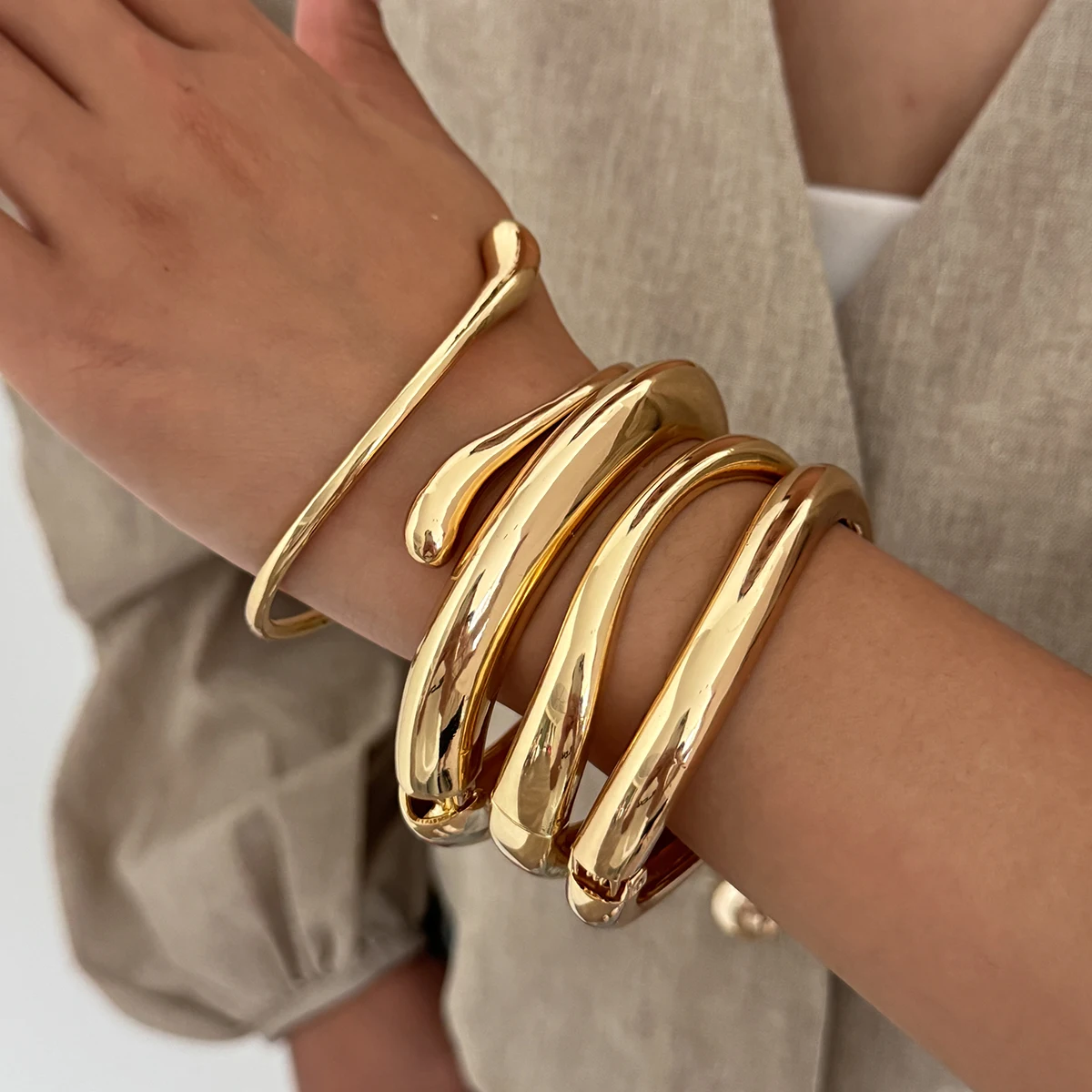 SHIXIN Punk Glossy Geometric Stackable Cuff Bracelets for Women Hip Hop Water Drop Gold Color Open Bangle Bracelet Party Jewelry
