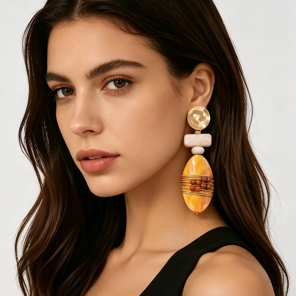 Maillard style geometric medieval earrings women's light luxury high-end hand-wound yellow oval earrings