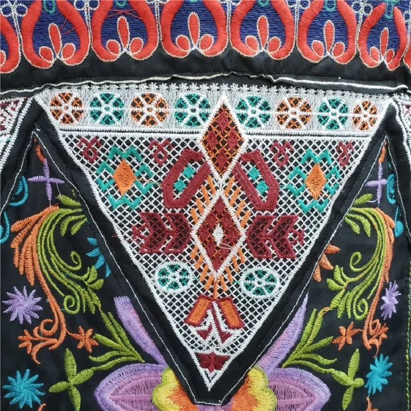 Boho เลื่อมพู่เย็บปักถักร้อย DENIM แจ็คเก็ตผู้หญิงหลวม VINTAGE สั้นคาวบอย Outwear กระเป๋าขนาดใหญ่แขนยาวกางเกงยีนส์แจ็คเก็ตหญิง