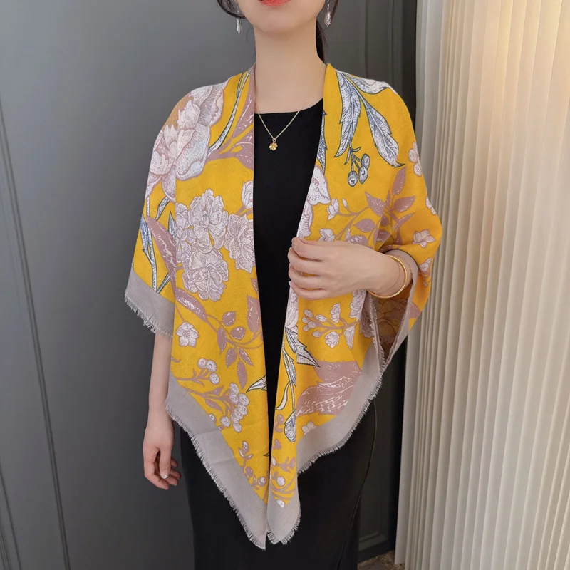 

Новый художественный ярко-желтый квадратный шарф для женщин, 130 см. Элегантный и роскошный мягкий шарф с принтом, теплая шаль.