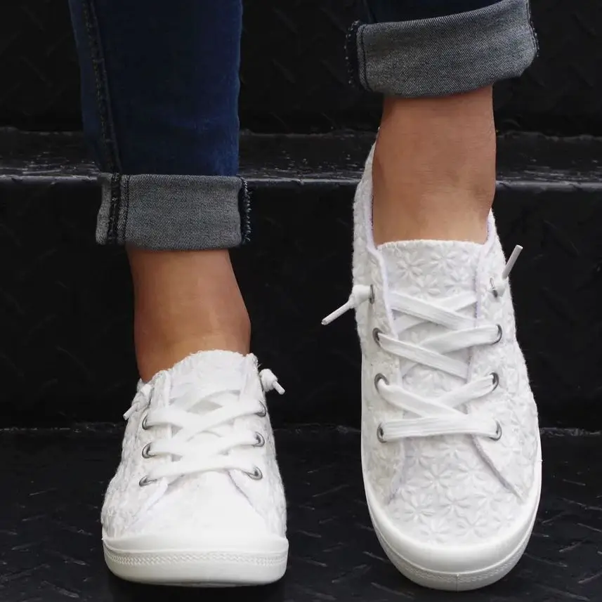 Zapatos informales con estampado en relieve de copo de nieve blanco Trbottomy a la moda para las cuatro estaciones, cómodos zapatos de mujer de talla grande, cómodos, de boca poco profunda y de corte bajo, suela suave, ligeros y transpirables