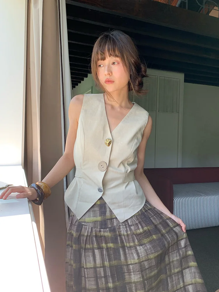 Fashion Street 2025 Summer New Chinese Style Sleeveless Vest Women Tie Waist button design high quality Casual Vest Top