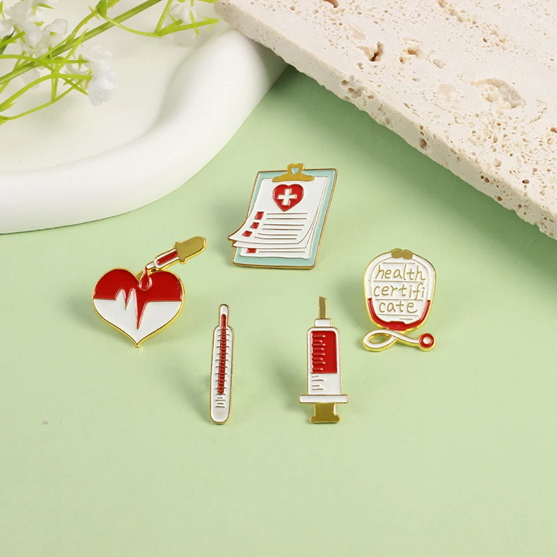 New Red Medical Brooches Dropper Syringe Thermometer Stethoscope Heartbeat Enamel Pins Lapel Badges For Doctors Nurses Jewelry