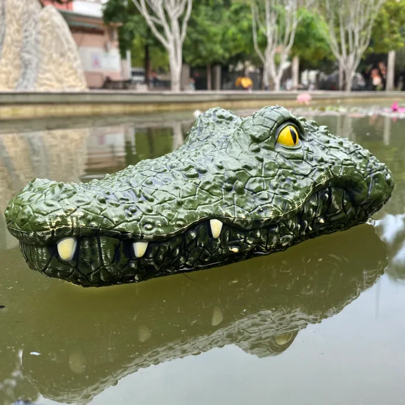 

RC Boat Ship Toy Simulation Crocodile Head 2.4G Remote Control Joke Alligator Decoy Electric Toys Summer Water Spoof Toys gift