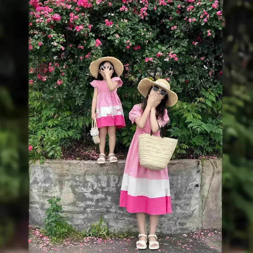 2025 HolidayPink bata vestido vacaciones mamá bebé niña Vestidos coreano padre-niño ropa igual Vestidos madre hija a juego