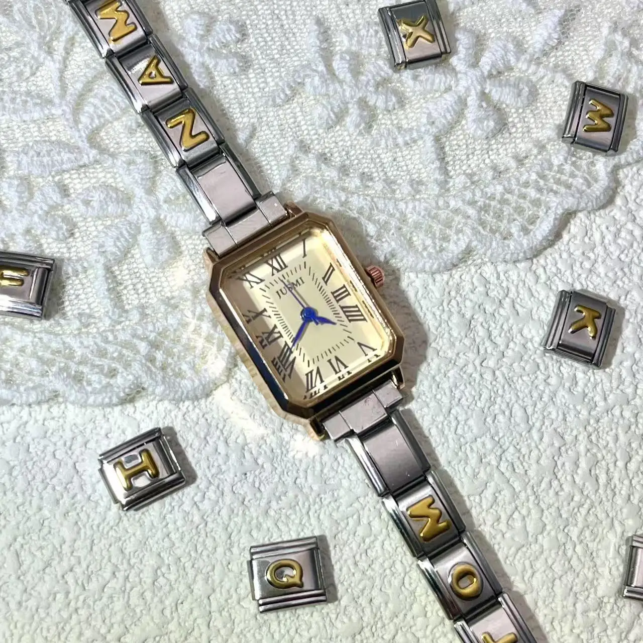 

Римские цифры, стильные квадратные женские и мужские кварцевые часы, минималистичный дизайн, ремешок из нержавеющей стали, подарок на день Святого Валентина