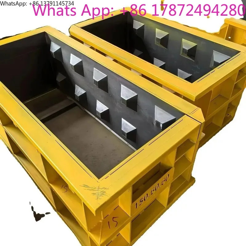 

High Strength Steel Concrete Block Mold for Retaining Wall - Easy-to-Assemble Modular Construction