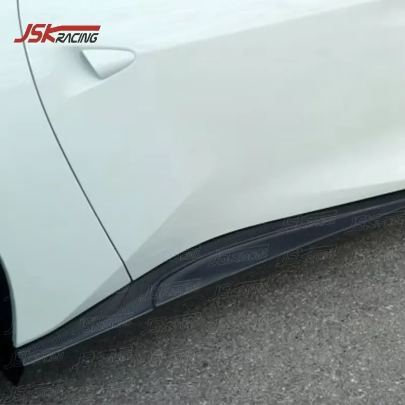 Carbon Fiber Side Skirts for 2018-2023 Ferrar Portofino Upgrade to Nov Style