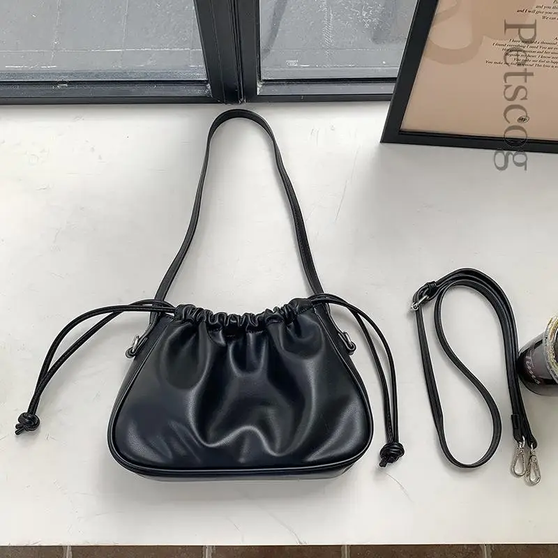 

Luxury Shoulder Bags For Women Drawstring Soft Leather Pleated Underarm Bag Korean Fashion Cloud Handbags 2023 New Bolsas