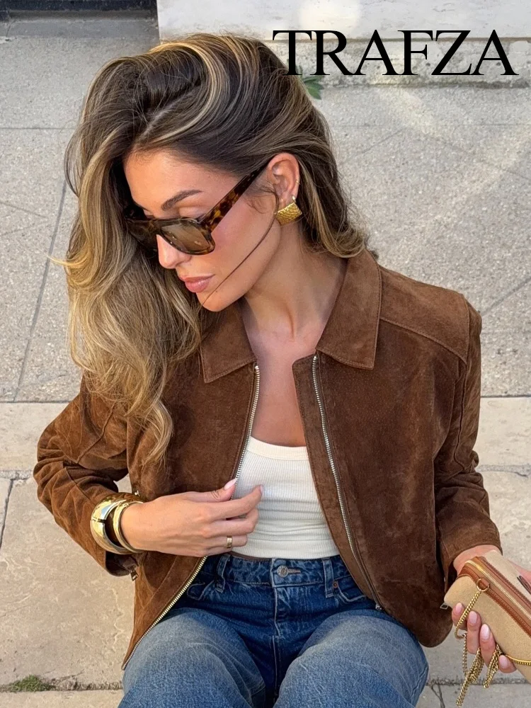

TRAFZA Women's 2025 Autumn New Fashion Popular Lapel Short Leather Jacket Female Temperature Versatile Zipper Pocket Slim Coat