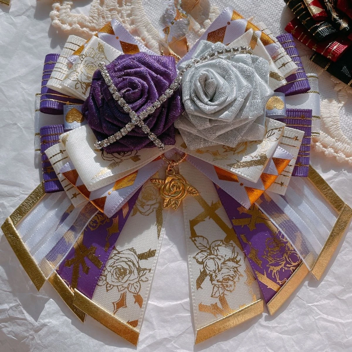 Frauen Lolita Strass Rose Blume Fliege Brosche neue Luxus Mode Cosplay Tanz Show Kleid Hemd Accessoires Kragen Blumen – Detail 4