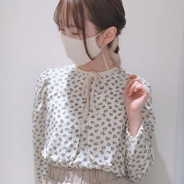 

Милое хлопковое платье с принтом, на бретельках, прямого кроя, средней длины, для повседневной носки, для женщин 25-29 лет