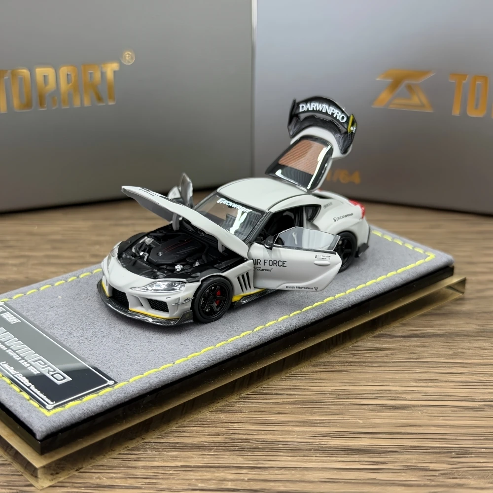

DCM 1/64 Mustang 2014 Display Simulation Collection