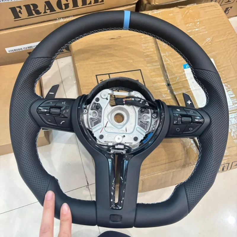 Leather Car Steering Wheel For BMW M3 M4 M5 M6 F30 F10 F15 F36 F01 F20 F22 F25 F31 F32 E70 E90 Steering Wheel Car Accessories view 4