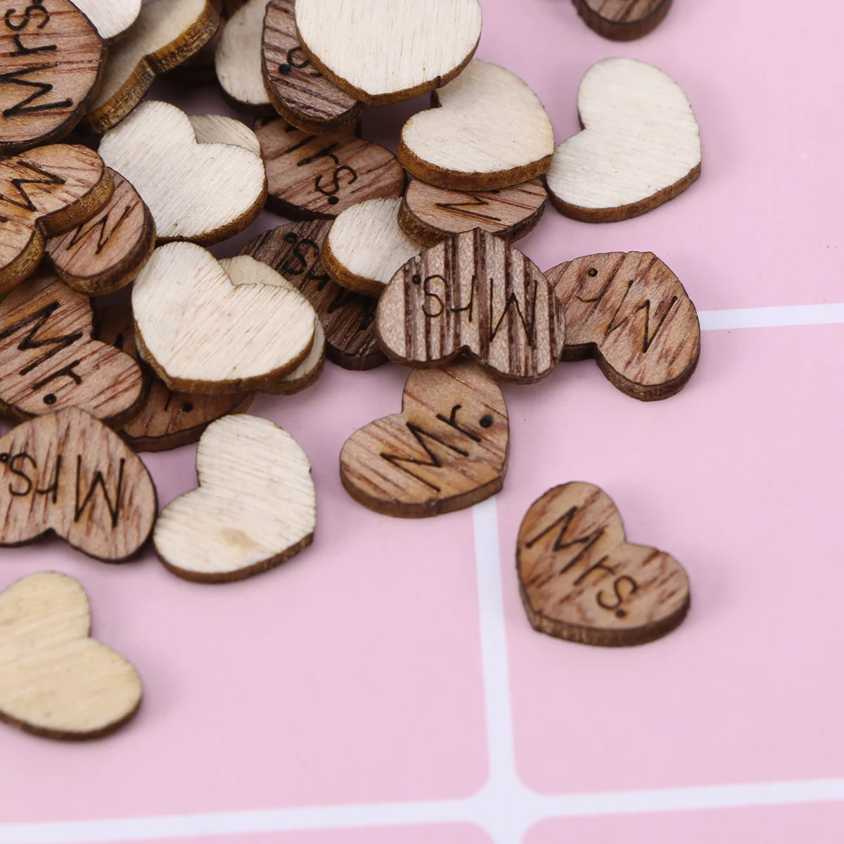 50pcs Lovely Heart Shape Wooden Pieces Cutouts Craft Embellishments Wood Ornament Manual Accessories for DIY (Mr Mrs)