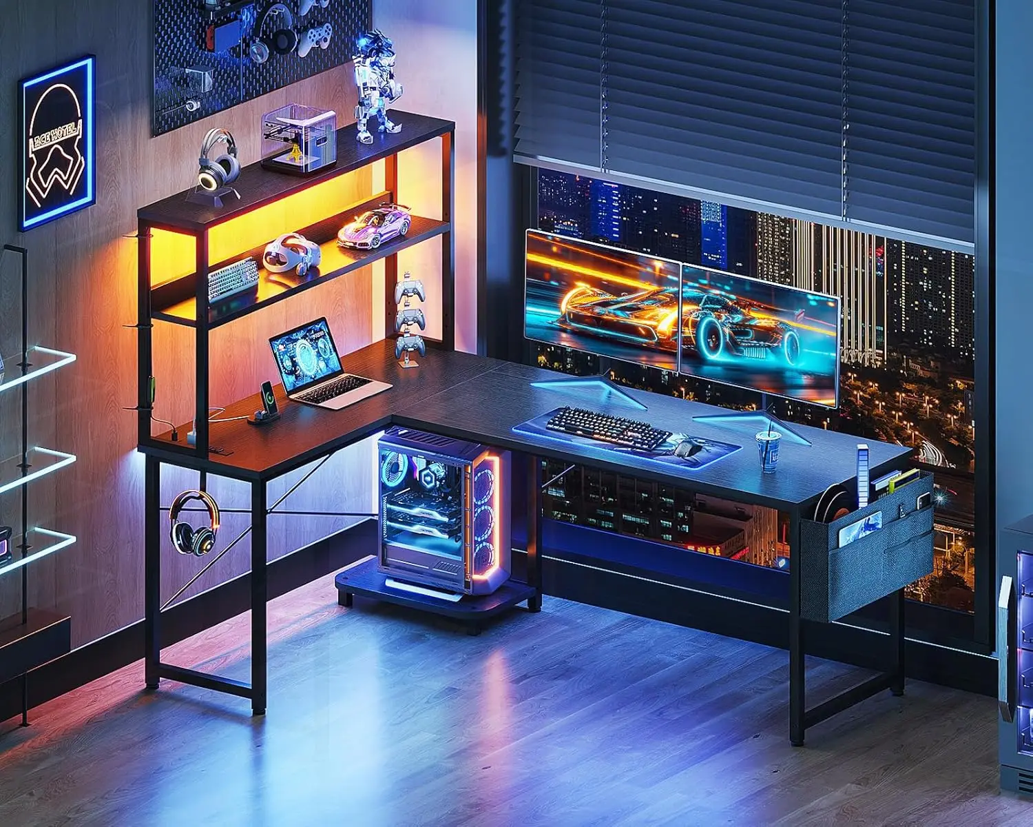 مكتب ألعاب على شكل حرف L مقاس 61 بوصة مع منافذ طاقة وأضواء LED وأرفف وحقيبة تخزين، أسود