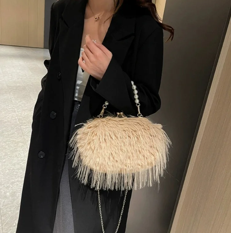 French Square Evening Banquet Bag Handle Pearls Plush Handbag Large Capacity Lock Buckle Shoulder Crossbody Bag Wedding