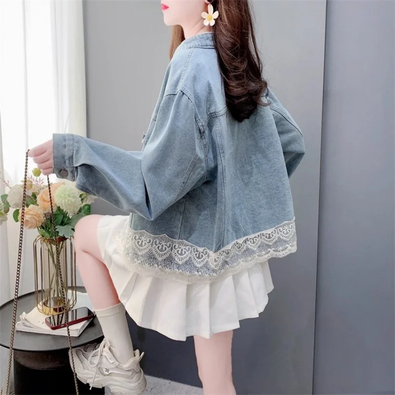Giacca di jeans patchwork in pizzo coreano per donna in primavera e autunno 2025 Nuovo top corto casual girocollo W354