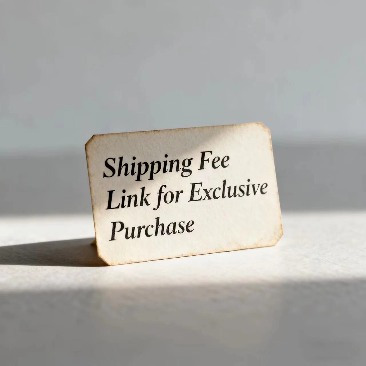 La differenza del prezzo della merce, la differenza di trasporto o il depositoLa differenza del prezzo della merce,