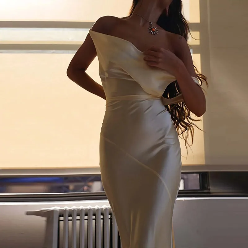 Elegant Slim Fit Satin Backless Maxi Dress Women Vacation Style Lace Up V-Neck Sleeveless Bodycon Stretch Skinny Sexy Party Wear