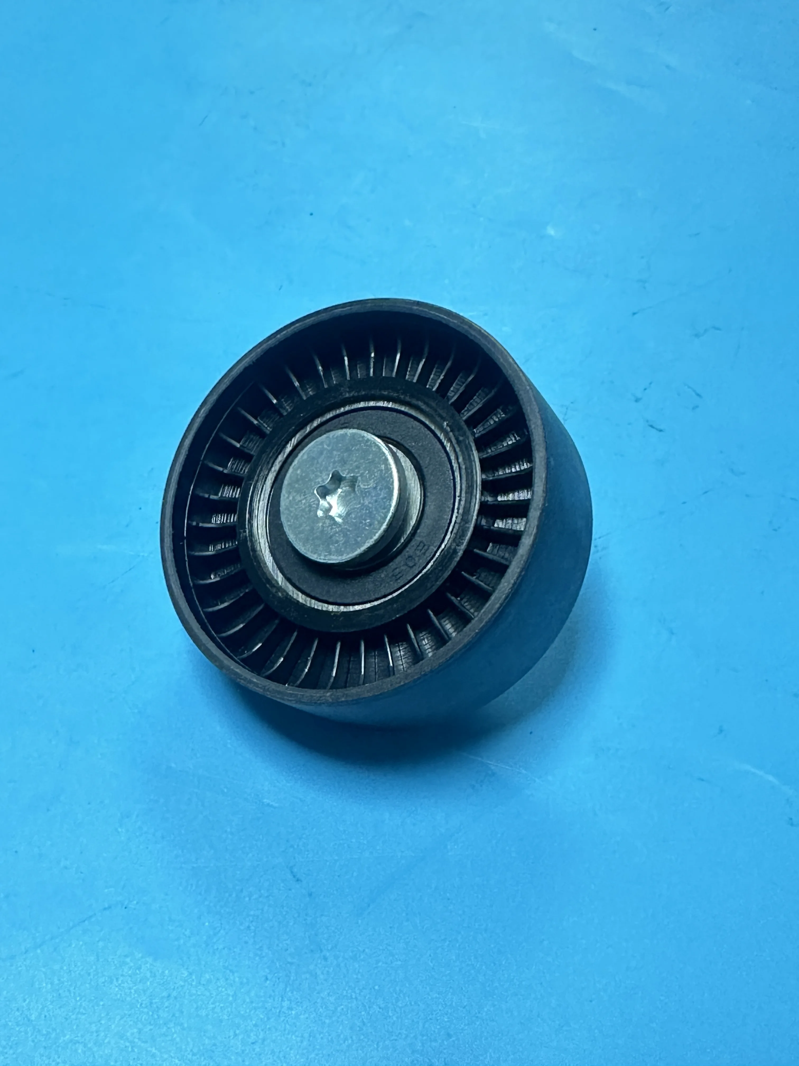 Idler Pulley Assy 6642000010 For Ssangyong Actyon Kyron Rexton Actyon Sports Rodius/Stavic