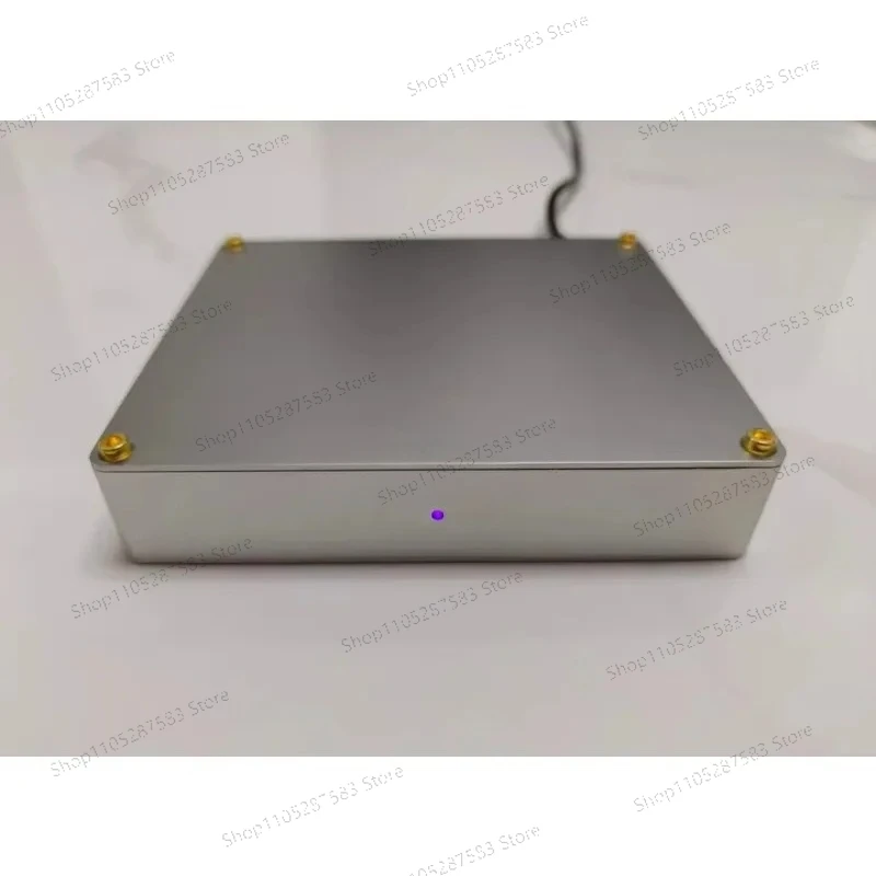 TCXO HIFI switch     4-port full gigabit+one SFP (supporting optical/electrical modules)