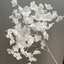White artificial flowers, immortal flowers, aisle guide flowers, flower arrangement, ground leaf materials, fake flower material