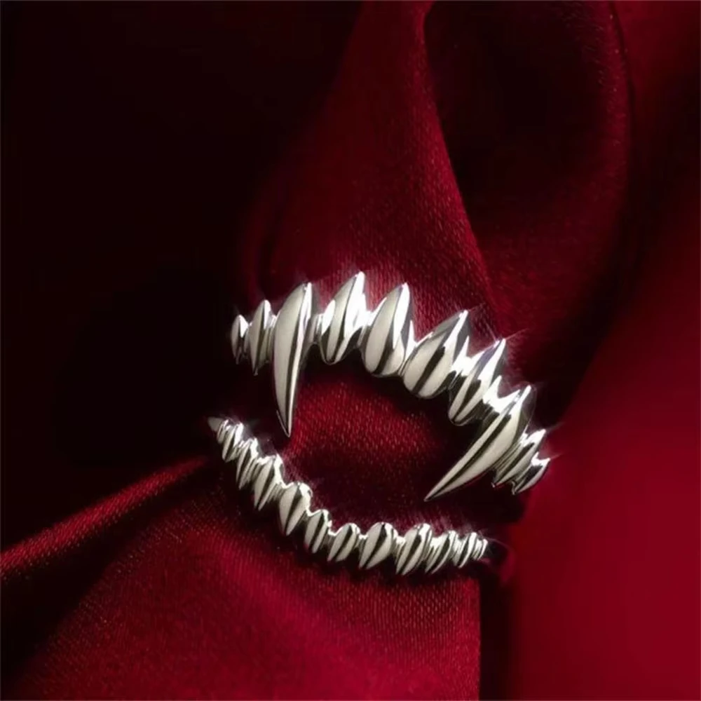 2pcs Vampire Fang Rings For Men & Women - Perfect For Halloween Cosplay Parties Masquerade Balls & Stage Performances