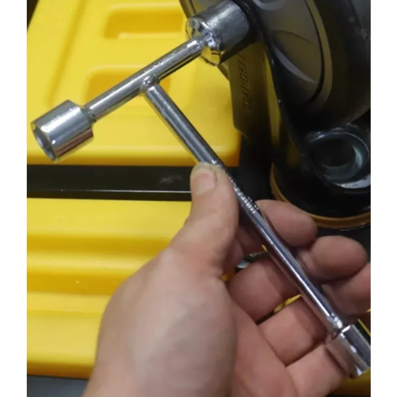 Three-in-One Small Hand Tools Automobile and Motorcycle Repair 1pcs