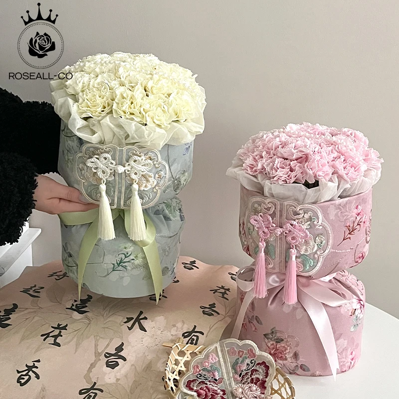 

Elegant Fabric Bouquet, Fashionable Decoration, Bedroom Embroidery, Flower Holder, Chinese Style, Exquisite Gift For Girlfriend