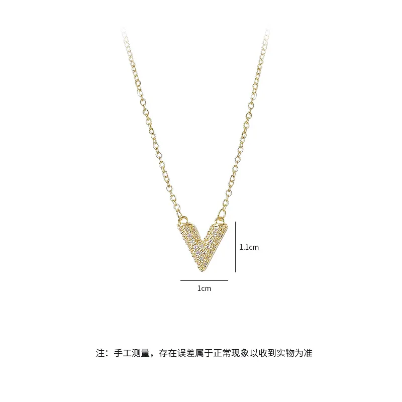 New Personality Fashion Necklaces Jewelry for Women Exquisite Mirco Crystal Letter V Clavicle Chain Pendant Necklaces Gifts